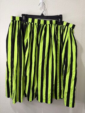 3X Magnolia Park Neon Green & Black  Skirt